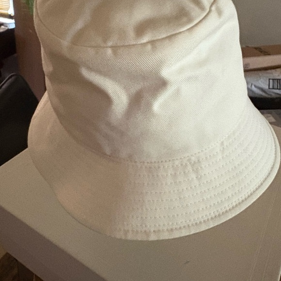 Authentic Celine Cream Bucket Hat main image 5